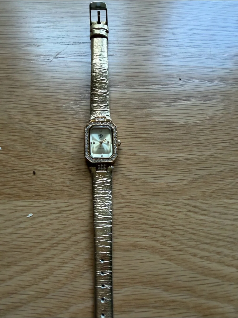Elizabeth Taylor Wristwatch. Vintage gold tone.